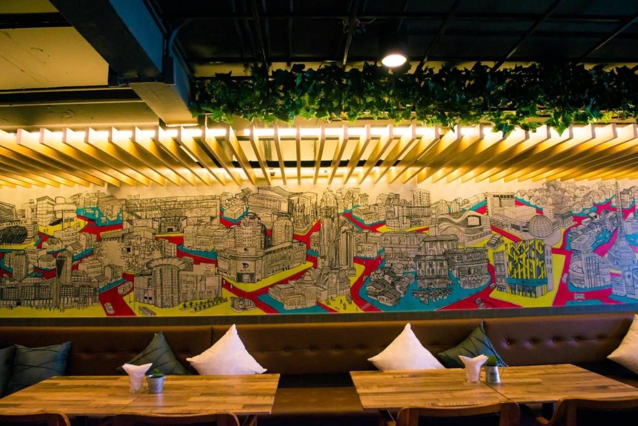 Gn Luxury Hostel Bangkok Kültér fotó