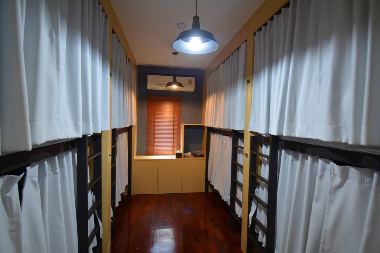 Gn Luxury Hostel Bangkok Kültér fotó