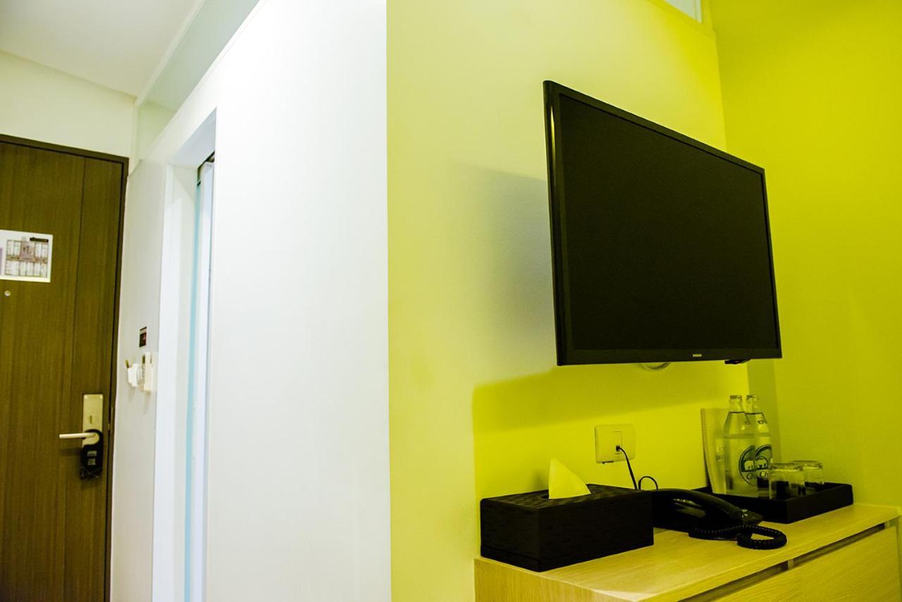 Gn Luxury Hostel Bangkok Kültér fotó