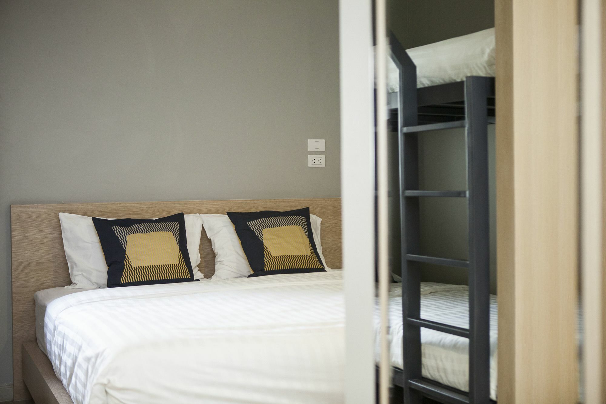 Gn Luxury Hostel Bangkok Kültér fotó