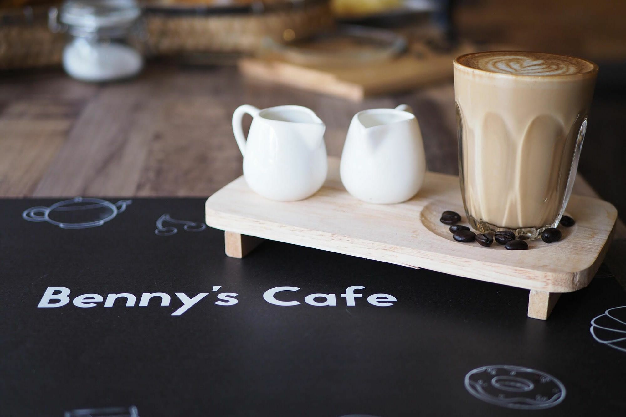 Gn Luxury Hostel Bangkok Kültér fotó
